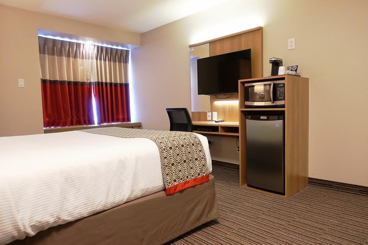 Microtel Casselman Exterior photo